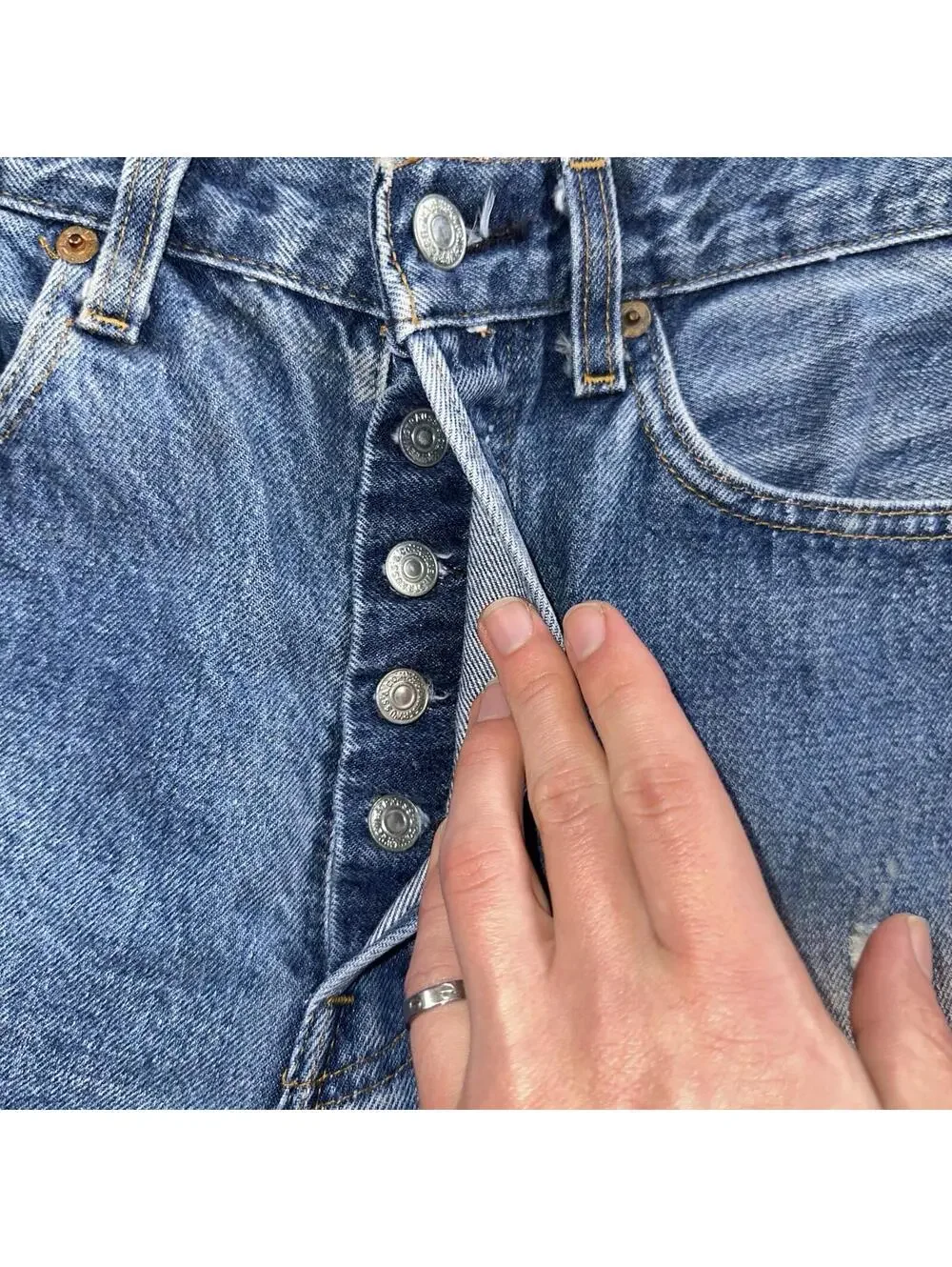 Levis 501 Vintage 80s Redline Selvedge USA XX Jeans Med Wash 32x32 Act 30x29